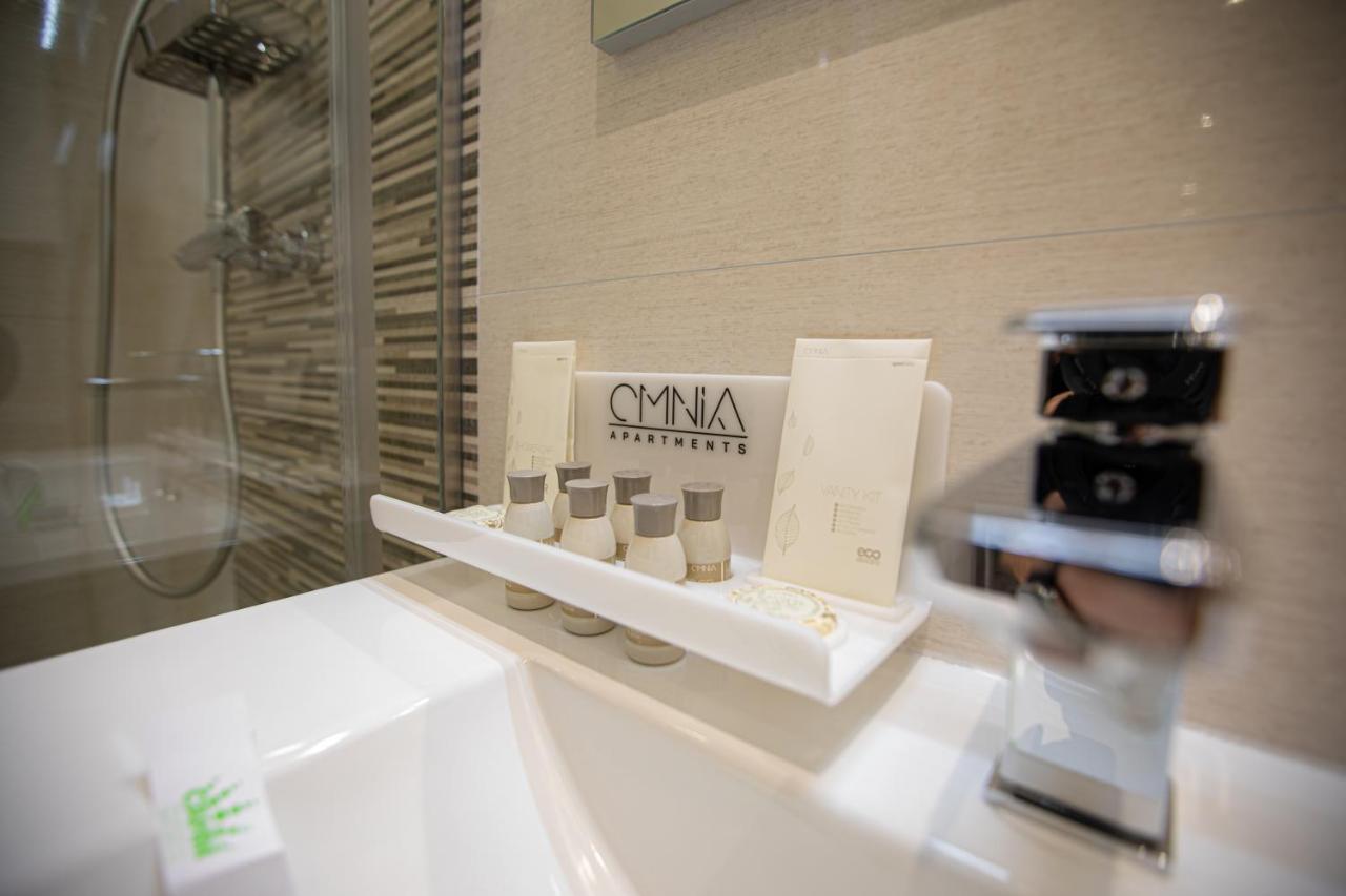 Omnia Apartments ヤシ エクステリア 写真