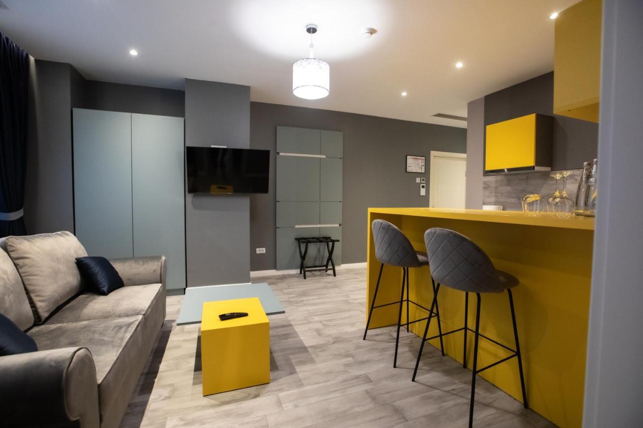 Omnia Apartments ヤシ エクステリア 写真